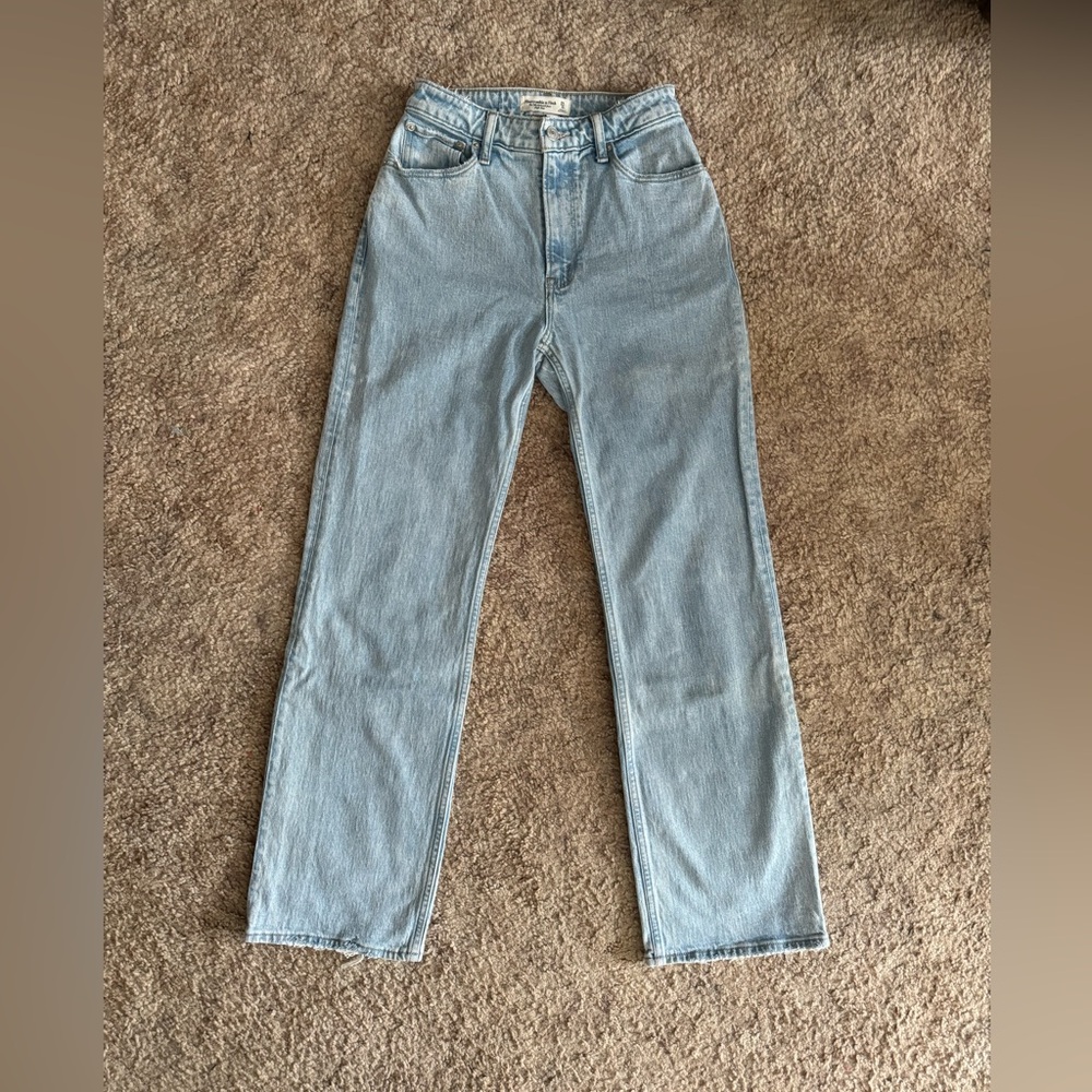 Abercrombie & Fitch Curve Love 90’s Relaxed High-Rise Jeans